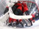 Женская сборная Швейцарии по хоккею празднуют победу в четвертьфинале над командой России. Швейцарки победили со счетом 2:0