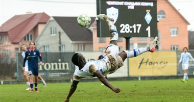 Молодой талант Динамо отметился красивейшим голом через себя в матче с Минаем U-19
