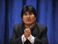 Президент Боливии извинился за удар коленом в пах