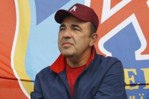 Рабинович пообещал миллион тому, кто найдет подрывника его авто Рабинович пообещал миллион тому, кто найдет подрывника его авто