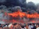 11 мая 1985 года. Во время матча третьего английского дивизиона, в котором Брэдфорд Сити принимал Линкольн Сити, на стадионе произошел пожар. Полностью сгорела деревянная трибуна. В огне погибли 52 человека, 200 получили тяжелые ожоги.