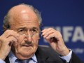 FIFA снизит зарплату Блаттеру