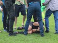 На Закарпатье болельщики жестоко избили арбитра во время матча