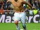Нападающий мадридского Реала Криштиану Роналду празднует четвертый гол в ворота Атлетика в финале Лиги чемпионов