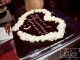 Артем Милевский на свой 28-й День рождения получил торт в виде сердца
